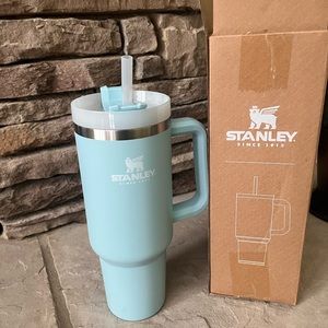 LIMITED EDITION!! AQUA STANLEY ADVENTURE QUENCHER TRAVEL TUMBLER - 40 oz